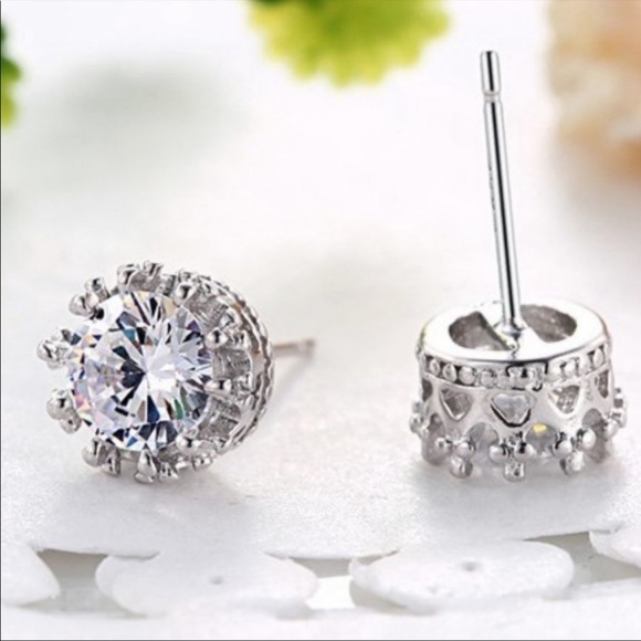 STUD 925 STERLING SILVER DIAMOND EARRINGS, NICE EARRINGS, CUTE EARRINGS - Picture 5 of 5